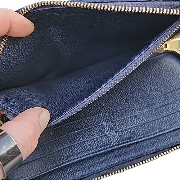 LOUIS VUITTON EMPREINTE LONG WALLET - Picture 4 of 6